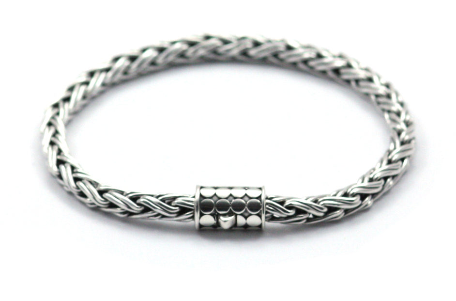 SOHO Woven Square Nadi Bracelet